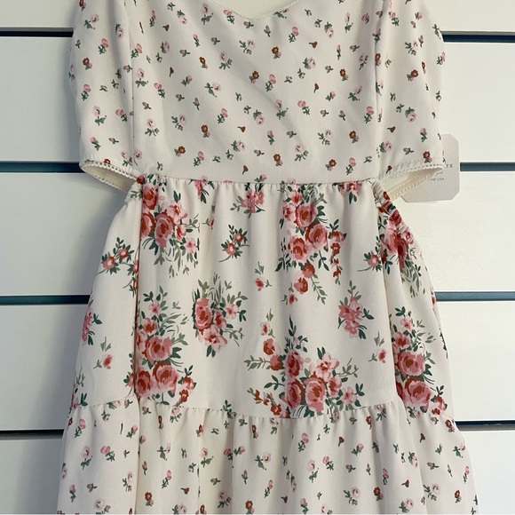 NWT Small pink floral mini dress with cutouts on the side - Picture 6 of 16